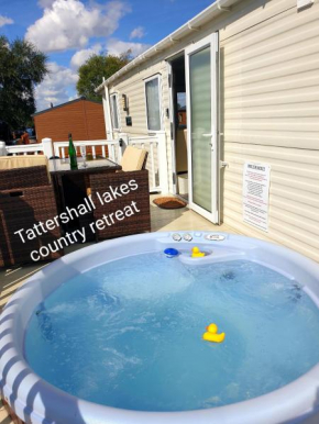 Tattersall lakes country retreat
